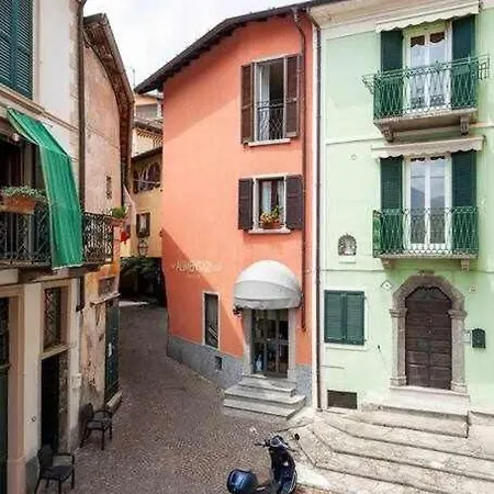 Finestra Sul Argegno