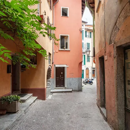 Finestra Sul * Argegno