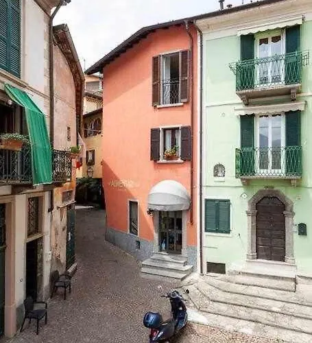 Finestra Sul Argegno